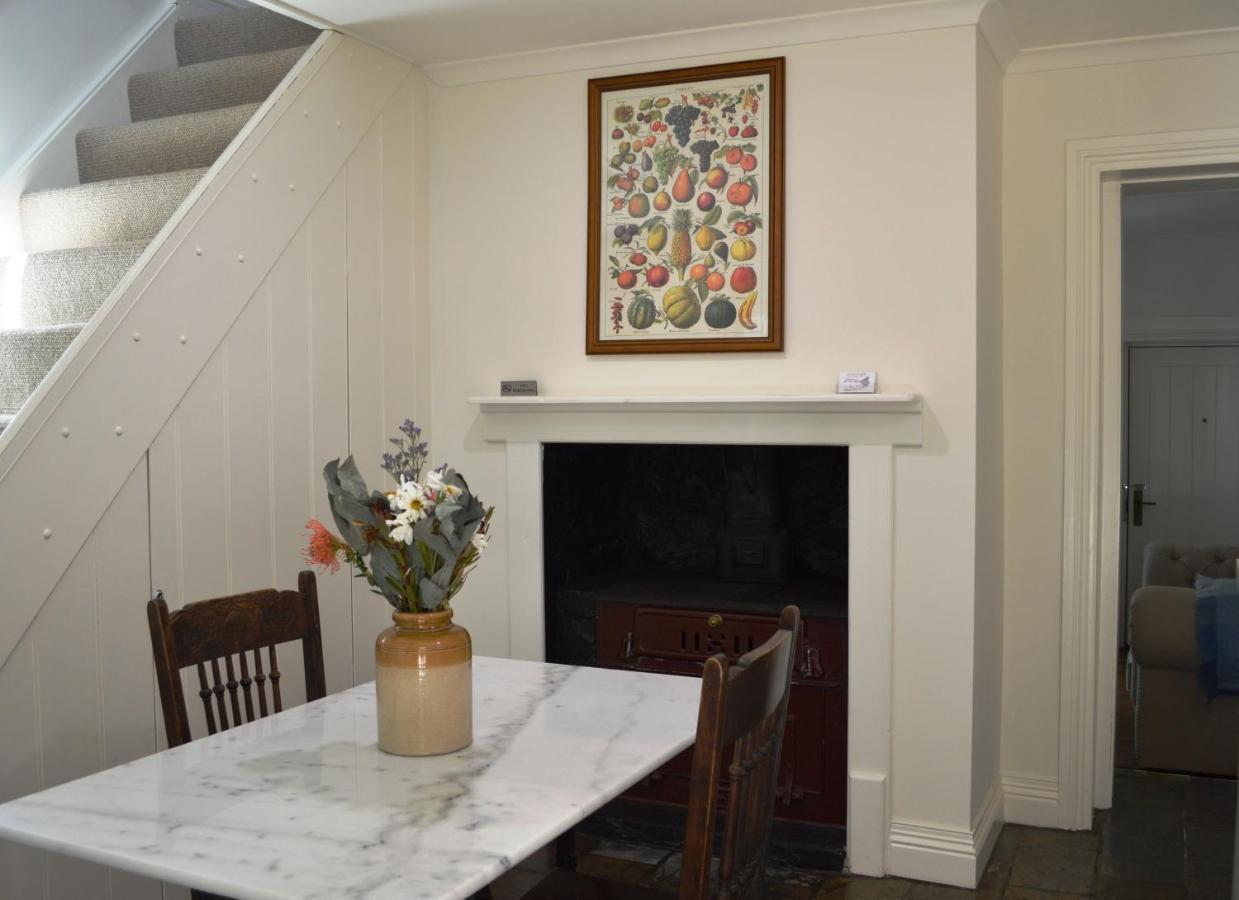 Lythgo'S Row Colonial Cottages Pontville Bagian luar foto